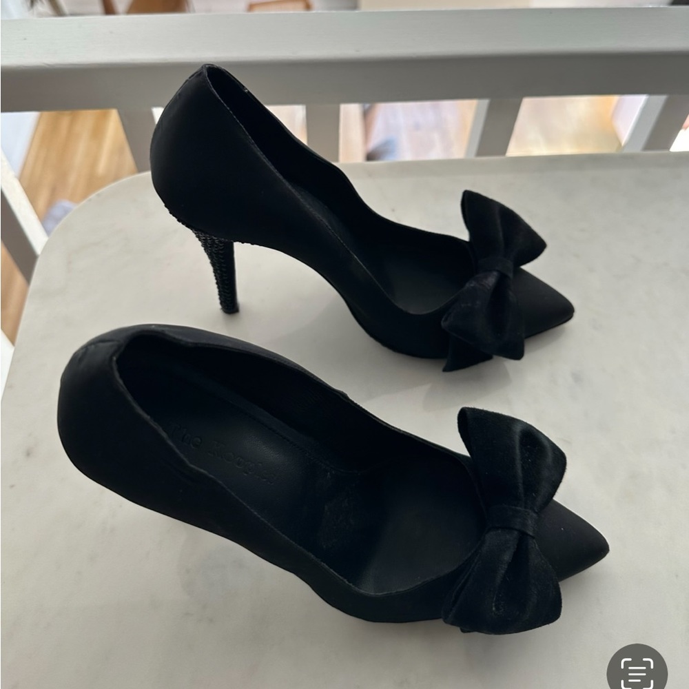 The Kooples
Black Suede Pointed Toe Bow Detail Heels